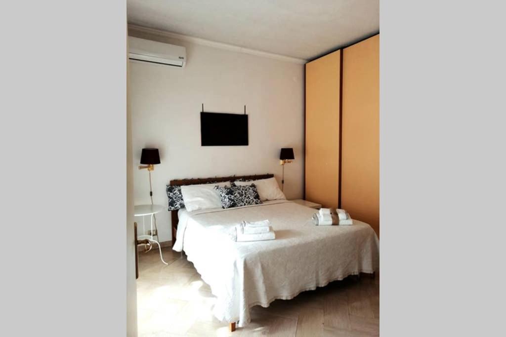 Appartamento Casa Valerio Bari Esterno foto